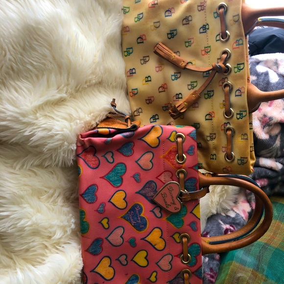 2 Vintage Dooney Burke’s shoulder bags! - Picture 1 of 6